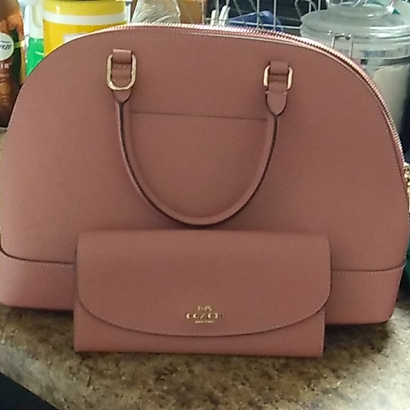 Coach satchel and wallet - Picture 4 of 4